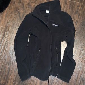 Black fleece Columbia jacket
